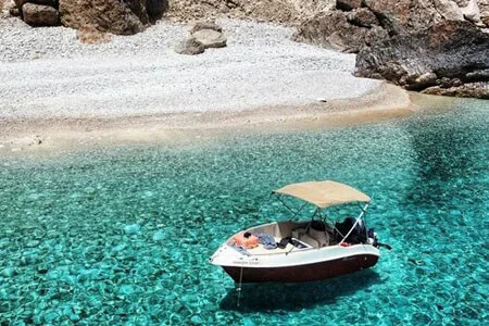 Standard 30hp boat rental Zakynthos