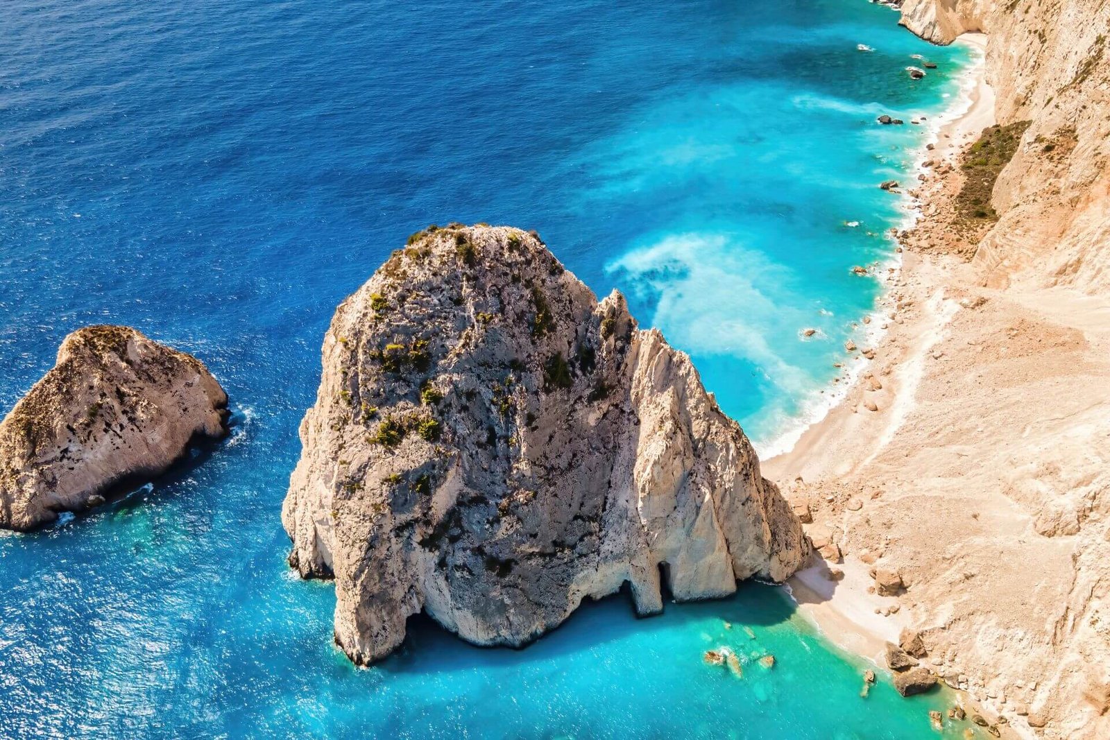 Self-drive 30-60HP boat rental anchored at Mizithres Zante