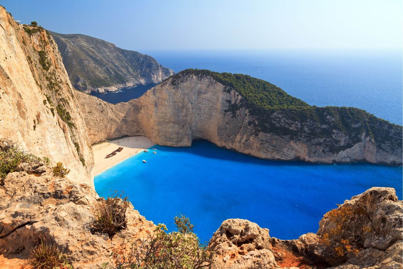 Private cruise skippered boat trip to Smugglers Cove